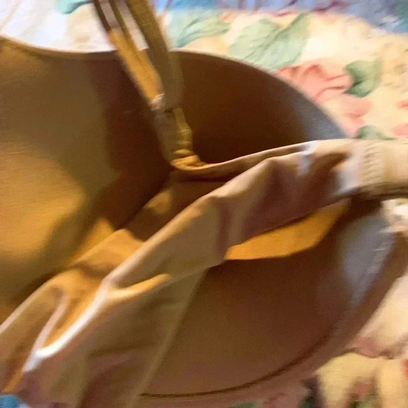 Victoria Secret Women Tan Bra Size 34 C - Picture 9 of 13